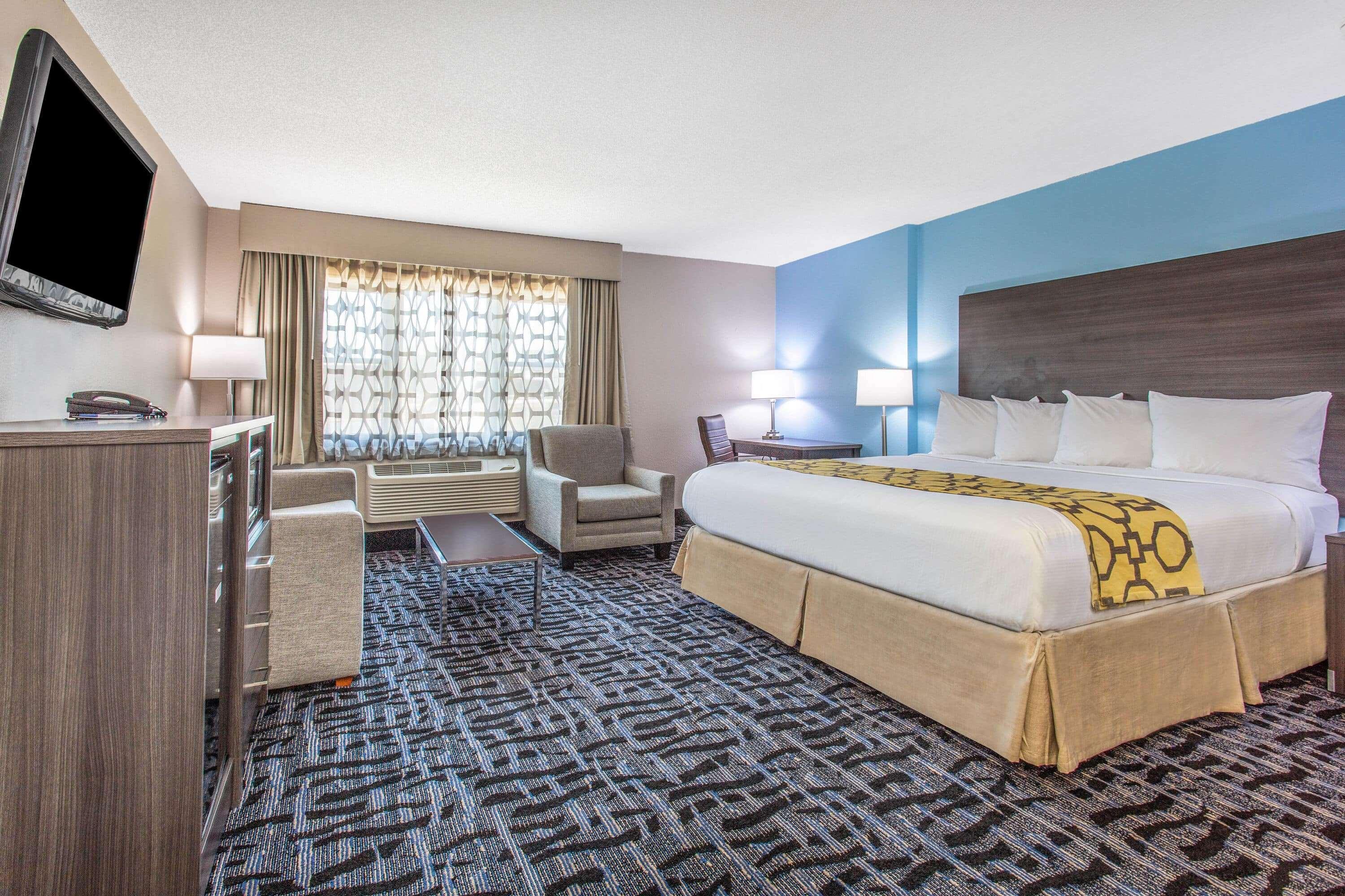 Hotel Baymont By Wyndham Joliet Esterno foto