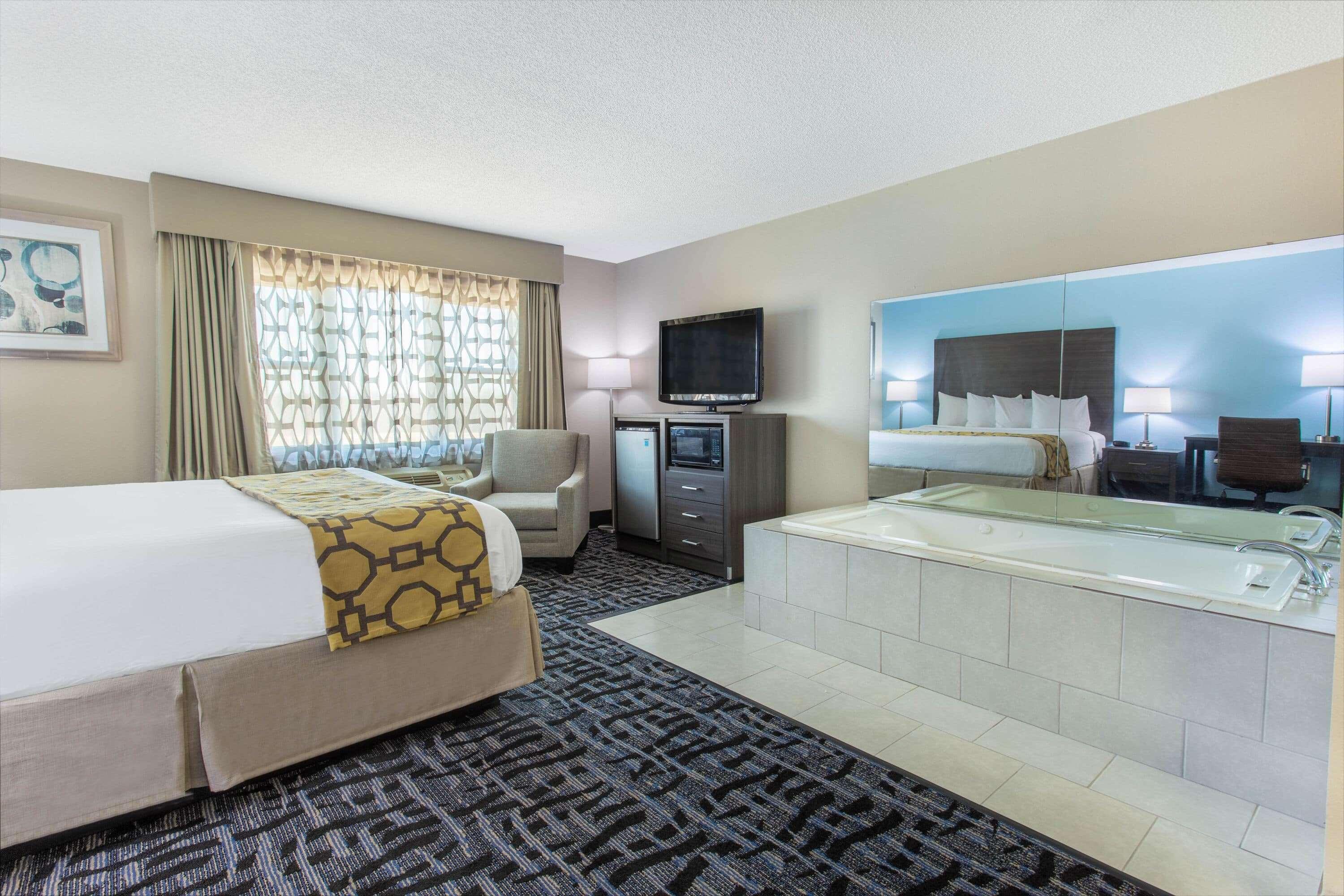 Hotel Baymont By Wyndham Joliet Esterno foto
