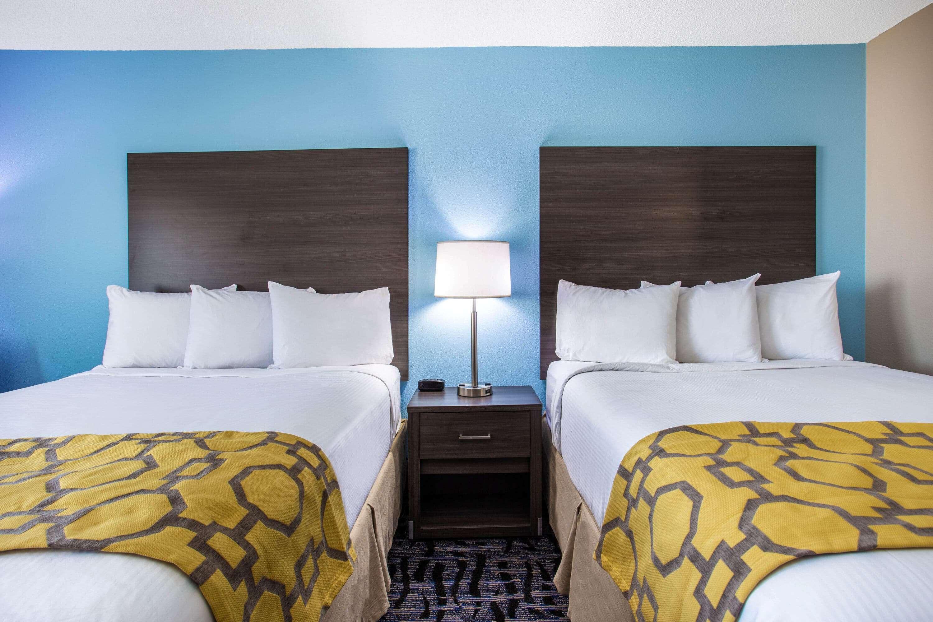Hotel Baymont By Wyndham Joliet Esterno foto