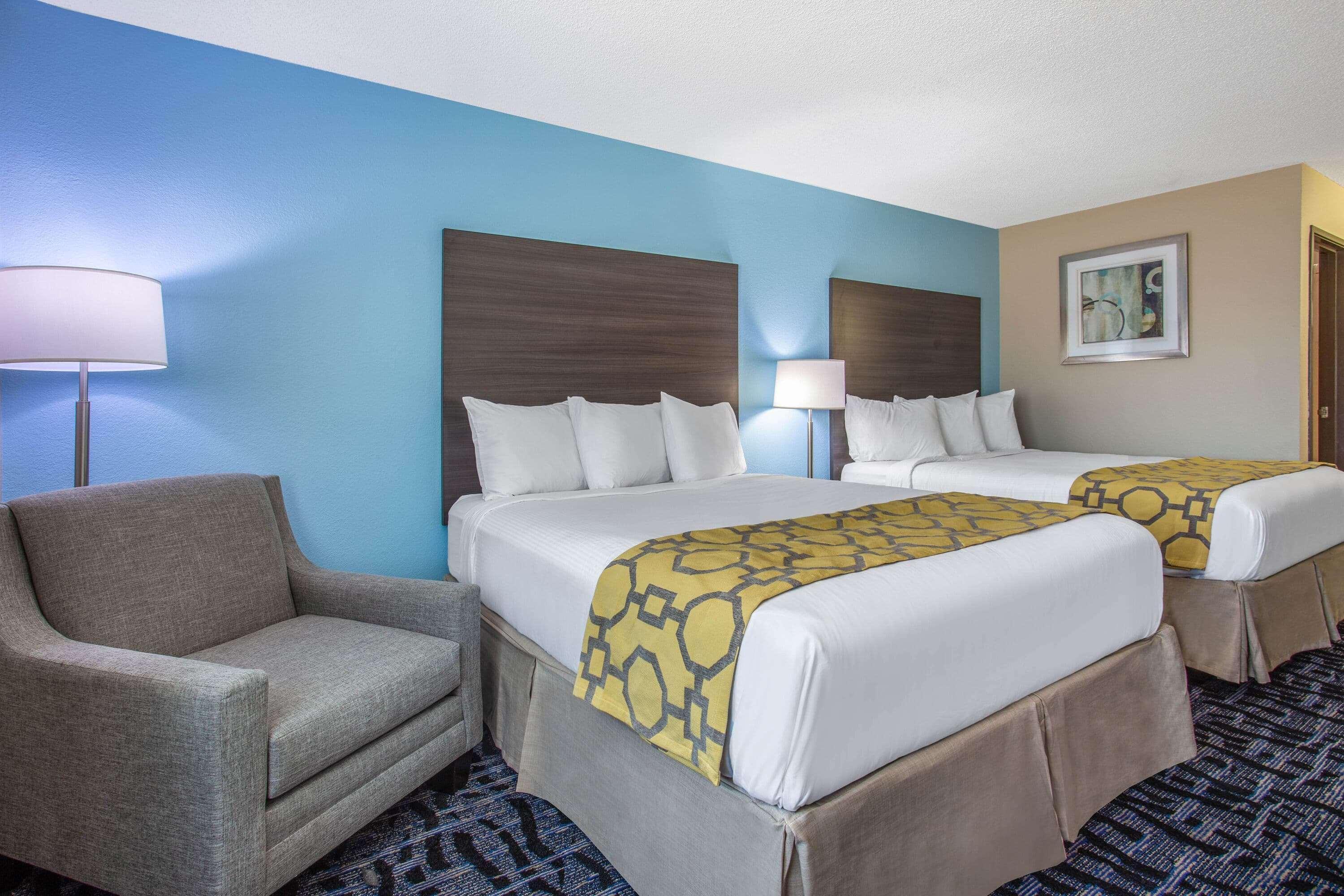 Hotel Baymont By Wyndham Joliet Esterno foto