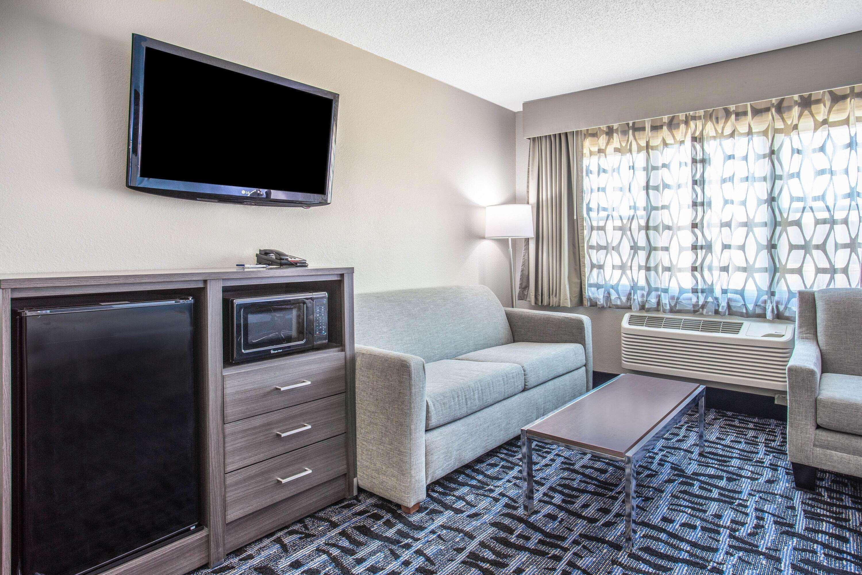 Hotel Baymont By Wyndham Joliet Esterno foto