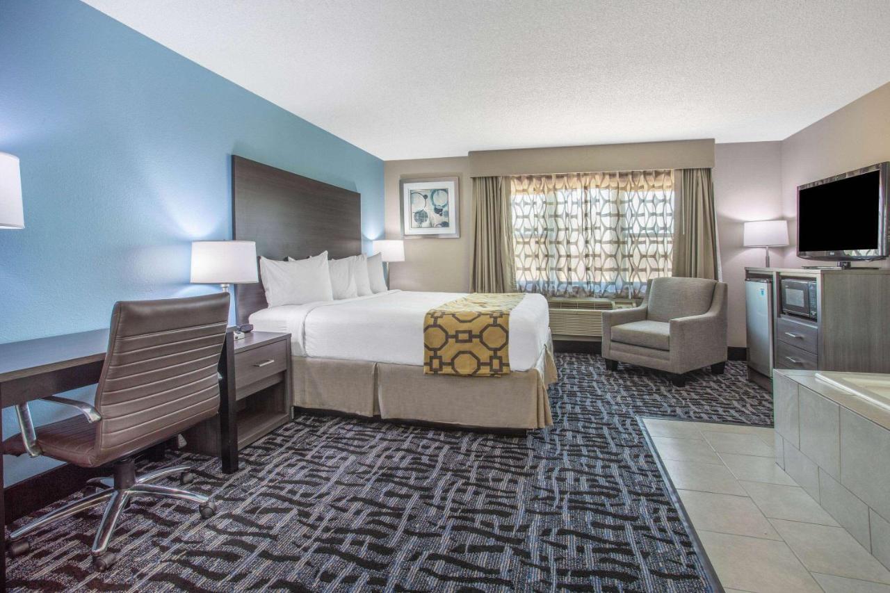 Hotel Baymont By Wyndham Joliet Esterno foto
