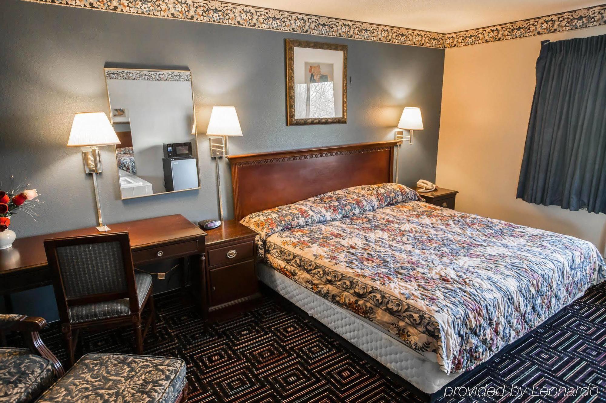 Hotel Baymont By Wyndham Joliet Esterno foto